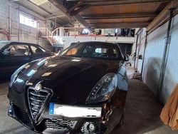 Usado 2011 Alfa Romeo Giulietta Sedan | € 7.600 (Bom preço)
