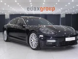 Preto Usado 2017 Porsche Panamera 4S Sedan | € 86.990