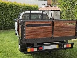 Branco Usado 2002 Mitsubishi L200 Pickup | € 9.500 (Preço justo)