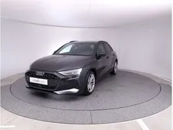 Cinzento Usado 2024 Audi A3 Sportback e-tron Sedan | € 44.490 (Preço justo)