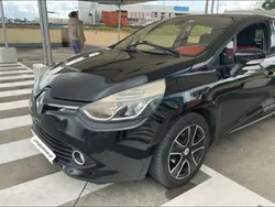 Preto Usado 2014 Renault Clio IV Carrinha | € 9.490 (Preço justo)