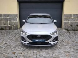 Cinza prata Usado 2022 Ford Focus ST-Line | € 19.990 (Preço justo)
