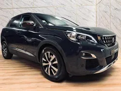 Cinza Usado 2017 Peugeot 3008 Allure SUV | € 18.900 (Preço elevado)