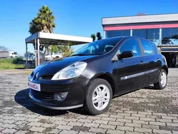 Preto Usado 2007 Renault Clio II | € 6.750 (Caro)