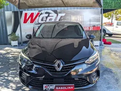 Preto Usado 2023 Renault Clio V Intens | € 16.250 (Preço justo)