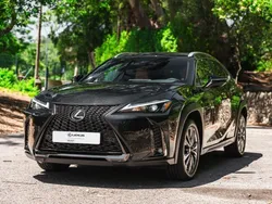 Preto Usado 2024 Lexus UX SUV | € 47.750 (Preço justo)