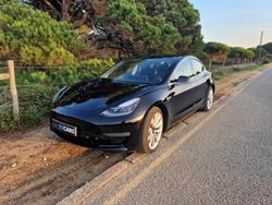 Preto Usado 2019 Tesla Model 3 Standard Range Sedan | € 24.850 (Bom preço)