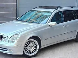 Cinzento Usado 2004 Mercedes E320 Carrinha | € 12.300