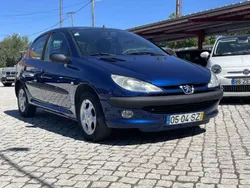 Azul Usado 2002 Peugeot 206 | € 3.950