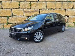 Preto Usado 2021 Peugeot 308 Allure Carrinha | € 18.950 (Preço justo)