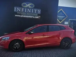 Vermelho Usado 2017 Volvo V40 Momentum Carrinha | € 13.990 (Bom preço)