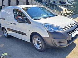 Branco Usado 2017 Citroën Berlingo Monovolume | € 11.750