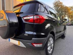 Preto Usado 2014 Ford Ecosport SUV | € 5.590