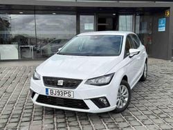 Branco Usado 2024 Seat Ibiza Style Citadino | € 18.300 (Preço justo)