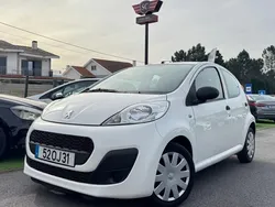 Branco Usado 2014 Peugeot 107 Active Citadino | € 6.950 (Preço justo)