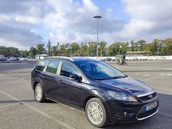 Usado 2008 Ford Focus Sedan | € 4.450 (Preço justo)