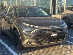 Preto Novo 2024 Citroën e-C4 Sedan | € 35.000