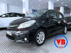 Preto Usado 2013 Toyota Yaris Active Citadino | € 9.500 (Preço justo)