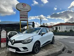 Branco Usado 2018 Renault Clio IV Zen | € 12.900 (Preço elevado)
