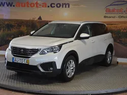 Branco Usado 2018 Peugeot 5008 Monovolume | € 18.500 (Preço justo)