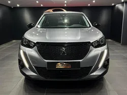 Cinza Usado 2021 Peugeot 2008 Active SUV | € 17.990 (Preço justo)