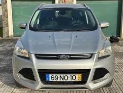 Cinzento Usado 2013 Ford Kuga SUV | € 9.750 (Bom preço)