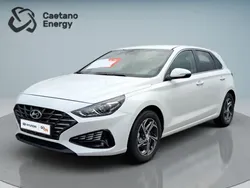 Branco Usado 2024 Hyundai i30 Style Sedan | € 21.550 (Bom preço)