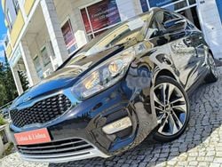 Preto Usado 2017 Kia Carens Monovolume | € 16.980 (Bom preço)