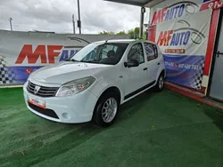 Branco Usado 2010 Dacia Sandero Acces Citadino | € 5.250