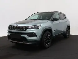 Cinzento Usado 2023 Jeep Compass SUV | € 28.480 (Preço justo)