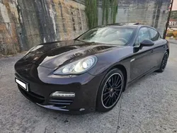 Castanho Usado 2013 Porsche Panamera Platinum Edition Sedan | € 30.999
