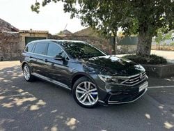 Cinza Usado 2020 VW Passat GTE Carrinha | € 26.990 (Preço elevado)