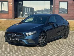 Azul Usado 2021 Mercedes A250 AMG line | € 27.990 (Preço justo)