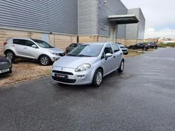 Cinza Usado 2016 Fiat Punto Lounge Citadino | € 7.500 (Preço justo)
