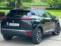 Preto Usado 2022 Peugeot 2008 Allure SUV | € 18.997 (Preço justo)