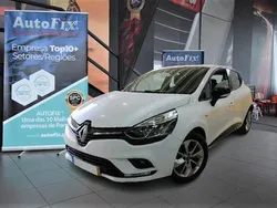 Branco Usado 2016 Renault Clio IV LIMITED Citadino | € 10.800 (Preço justo)