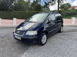 Usado 2005 VW Sharan Highline Monovolume | € 5.250