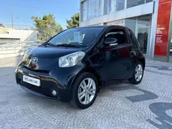 Preto Usado 2011 Toyota iQ Citadino | € 8.750