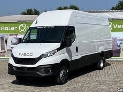 Branco Usado 2025 Iveco Daily | € 53.500