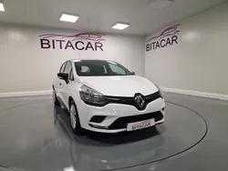 Branco Usado 2019 Renault Clio IV | € 19.950
