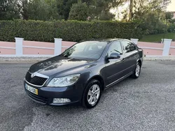 Usado 2010 Skoda Octavia Sedan | € 6.750 (Bom preço)
