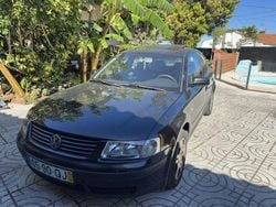 Usado 2001 VW Passat Sedan | € 1.400 (Super Preço)