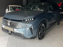 Azul Novo 2025 Peugeot 5008 GT Monovolume | € 39.990 (Preço justo)