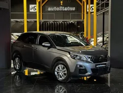 Cinzento Usado 2020 Peugeot 3008 Active SUV | € 19.990 (Preço justo)