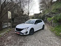 Branco Usado 2022 Peugeot 308 Allure Sedan | € 20.990 (Caro)