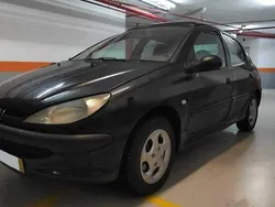 Usado 2001 Peugeot 206 CC Cabrios | € 2.000