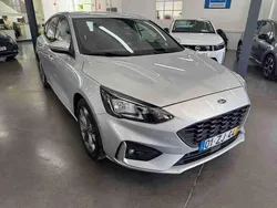 Cinzento Usado 2019 Ford Focus ST-Line | € 16.990 (Bom preço)