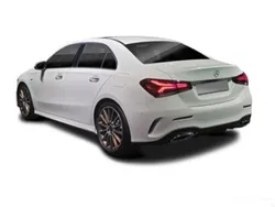 Preto Usado 2021 Mercedes A250 AMG line Sedan | € 33.900 (Preço justo)