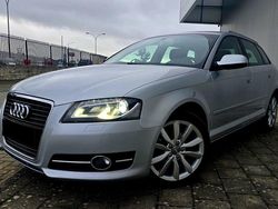 Cinza Usado 2012 Audi A3 Attraction Carrinha | € 13.980 (Preço justo)