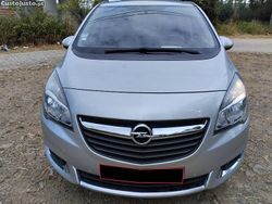 Cinza Usado 2015 Opel Meriva Monovolume | € 8.750 (Preço justo)